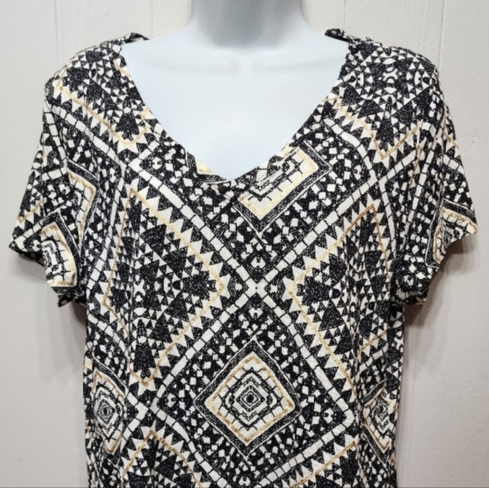 Cato Top Large Black Gold Short Sleeve VNeck‎ Geometric Casual C288